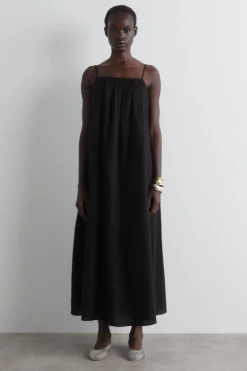 PLEATED LINEN MAXI DRESS