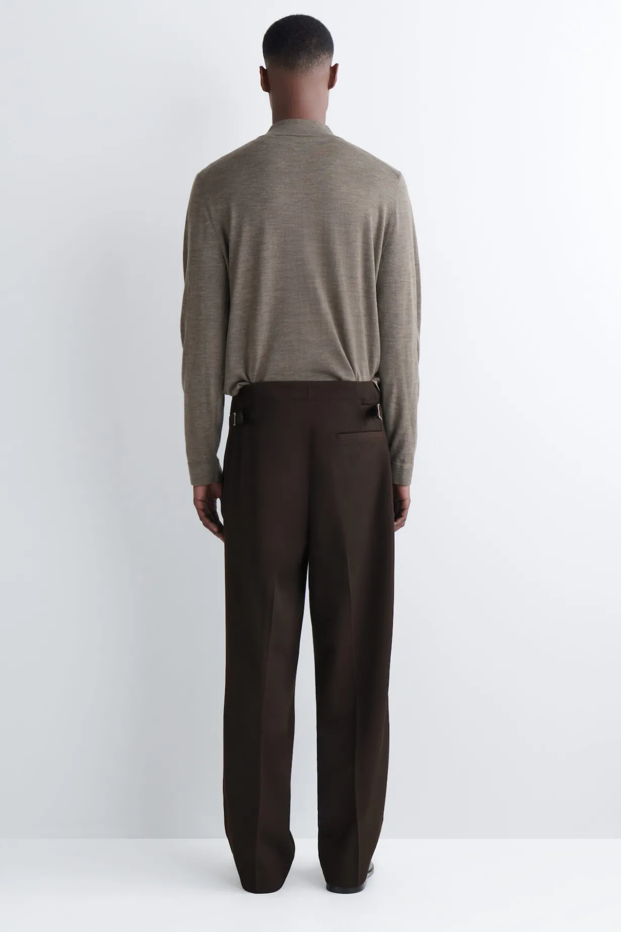 PLEATED RELAXED-FIT STRAIGHT-LEG TROUSERS