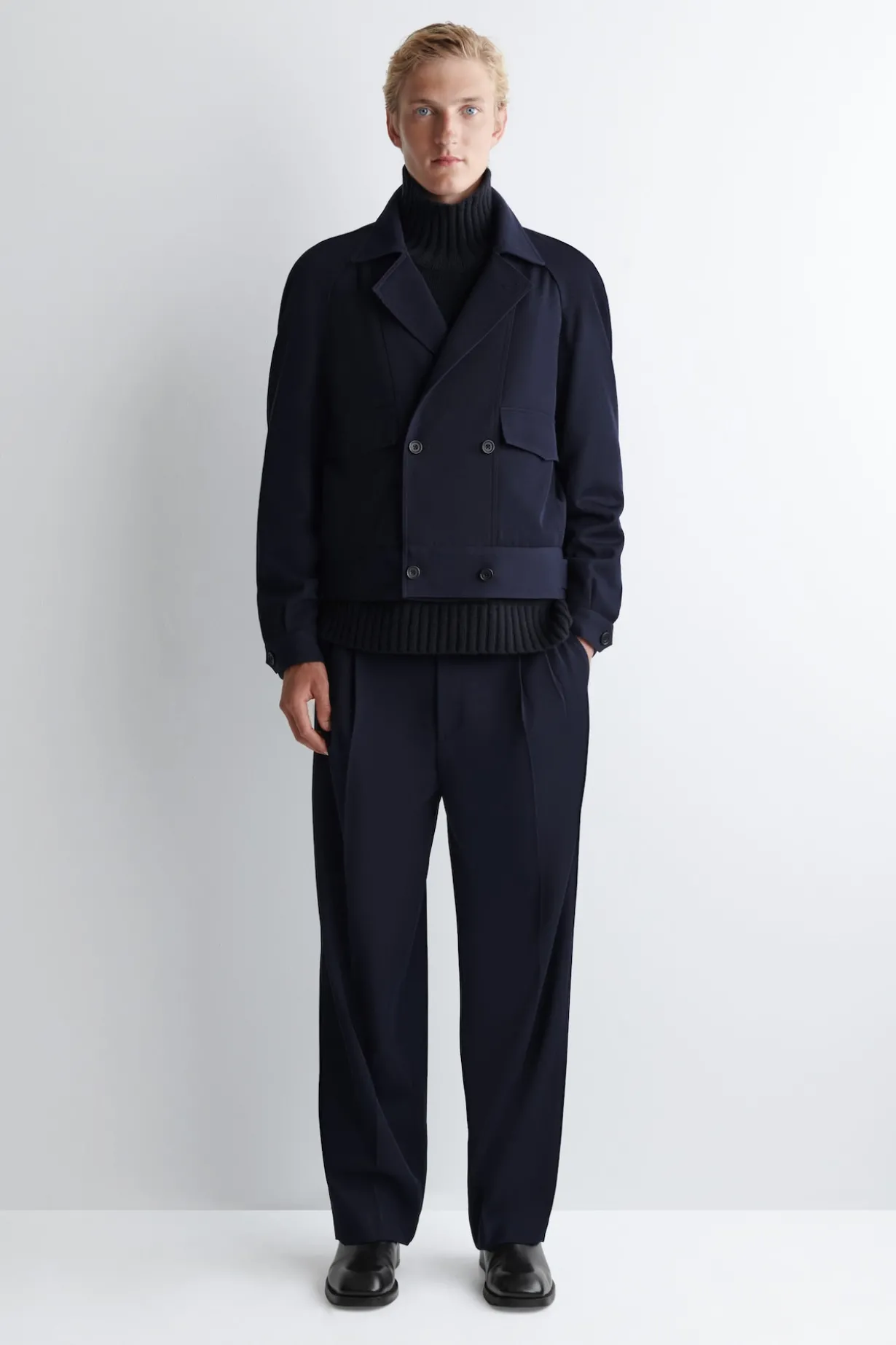 PLEATED RELAXED-FIT STRAIGHT-LEG TROUSERS