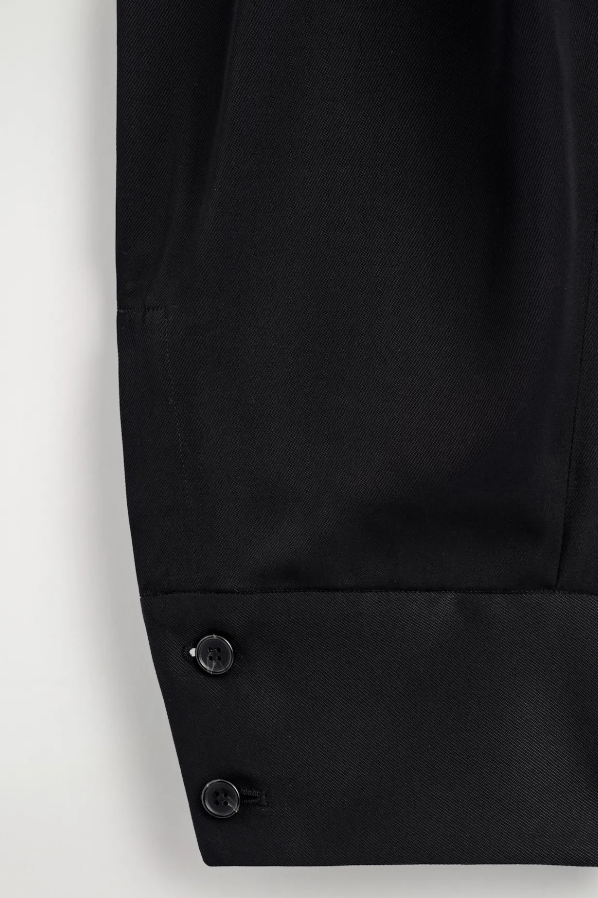 PLEATED TWILL BALLOON PANTS