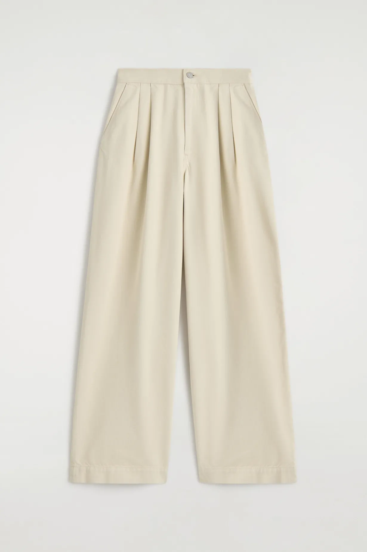 PLEATED WIDE-LEG DENIM PANTS