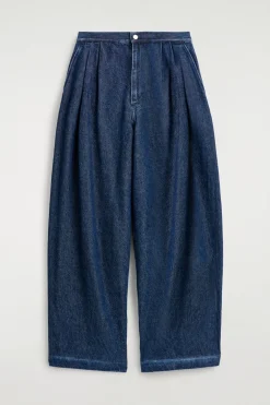 PLEATED WIDE-LEG DENIM PANTS