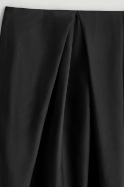 PLEATED WOOL MIDI TULIP SKIRT