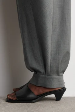 PLEATED WOOL-BLEND BALLOON-LEG PANTS