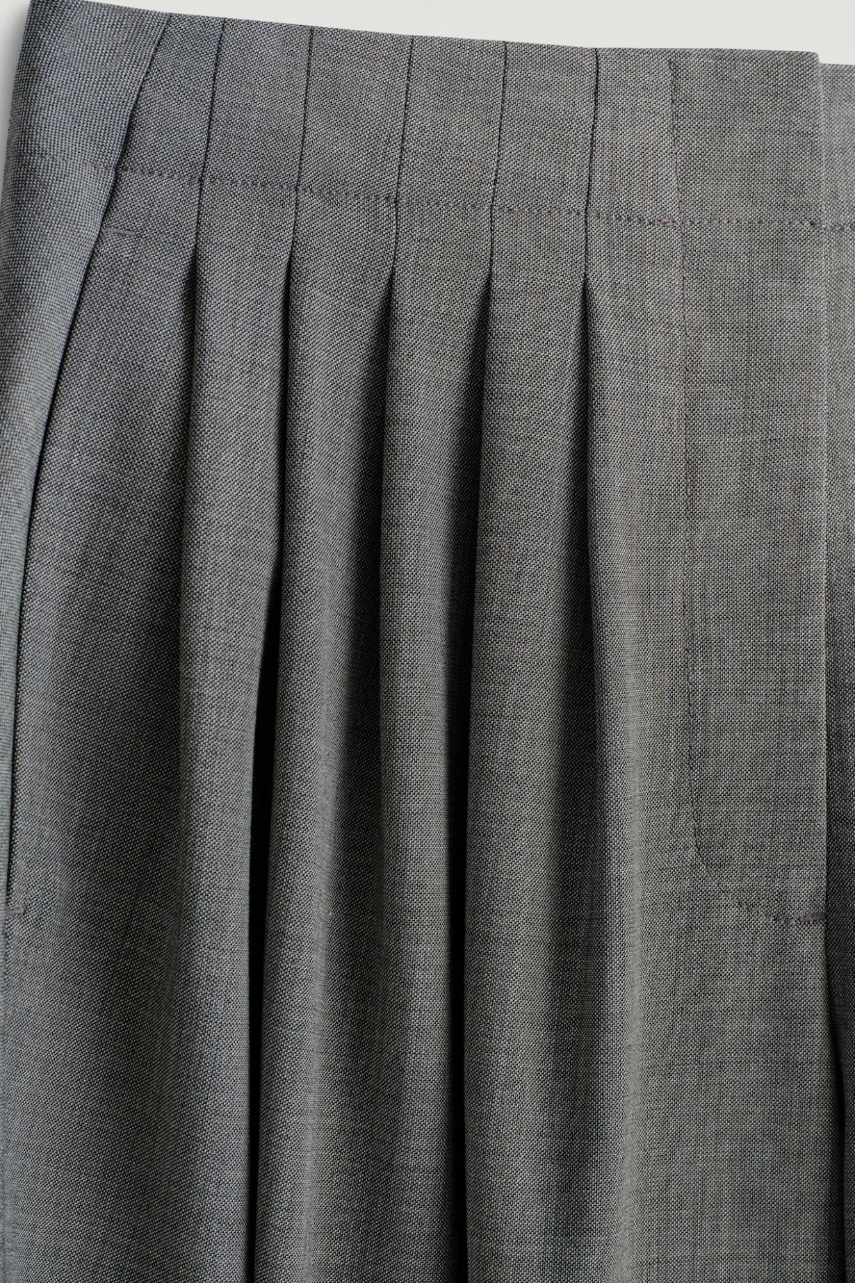 PLEATED WOOL-BLEND BALLOON-LEG PANTS
