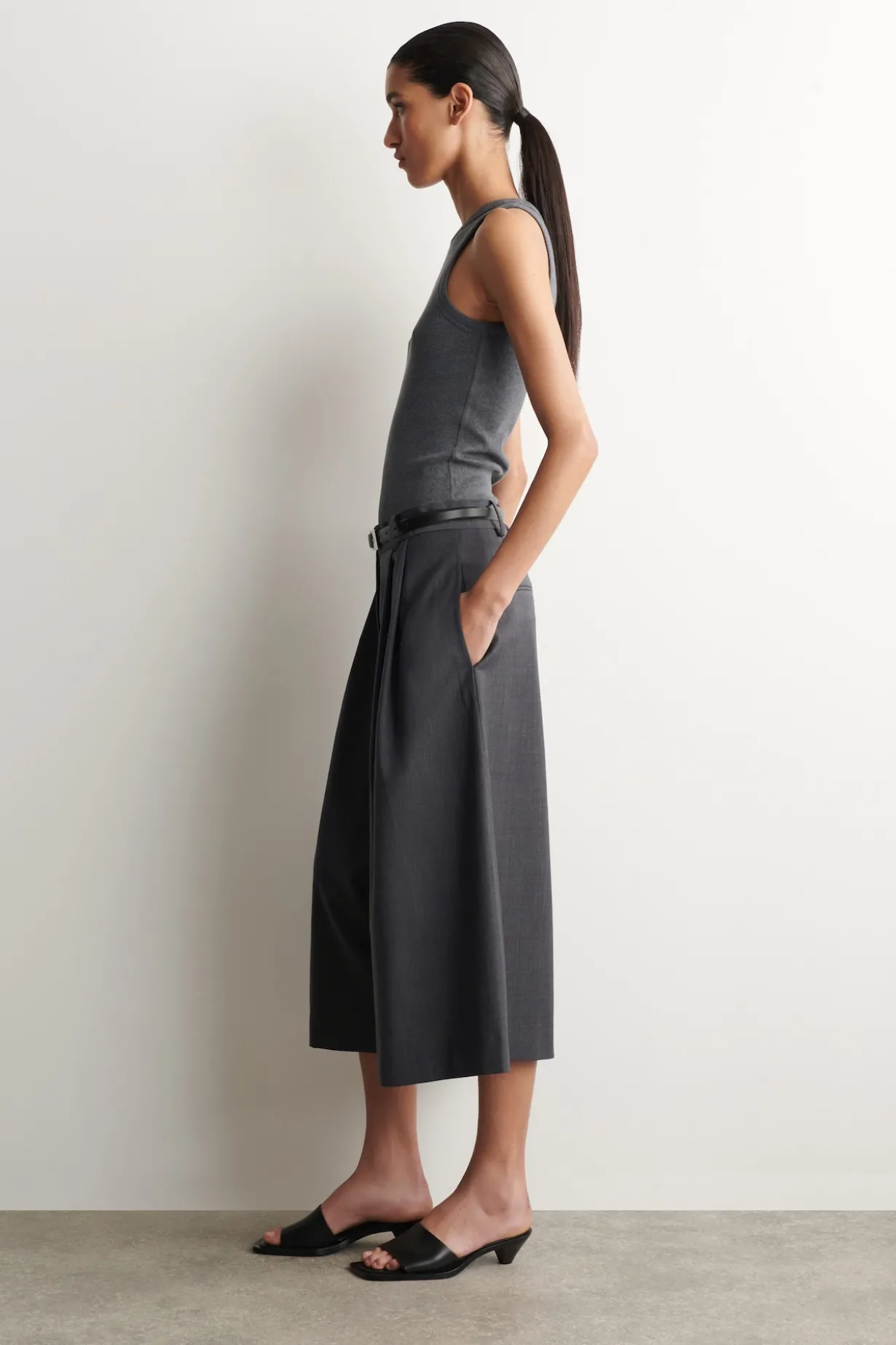 PLEATED WOOL-BLEND CULOTTES