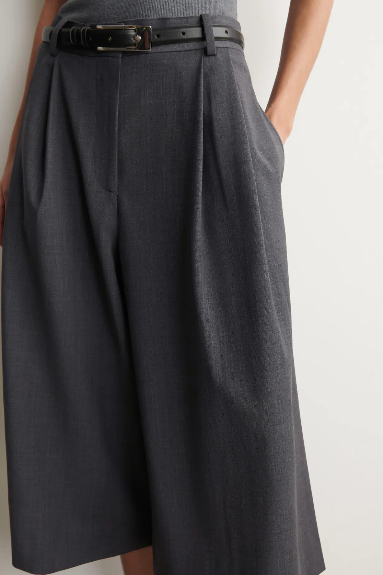 PLEATED WOOL-BLEND CULOTTES