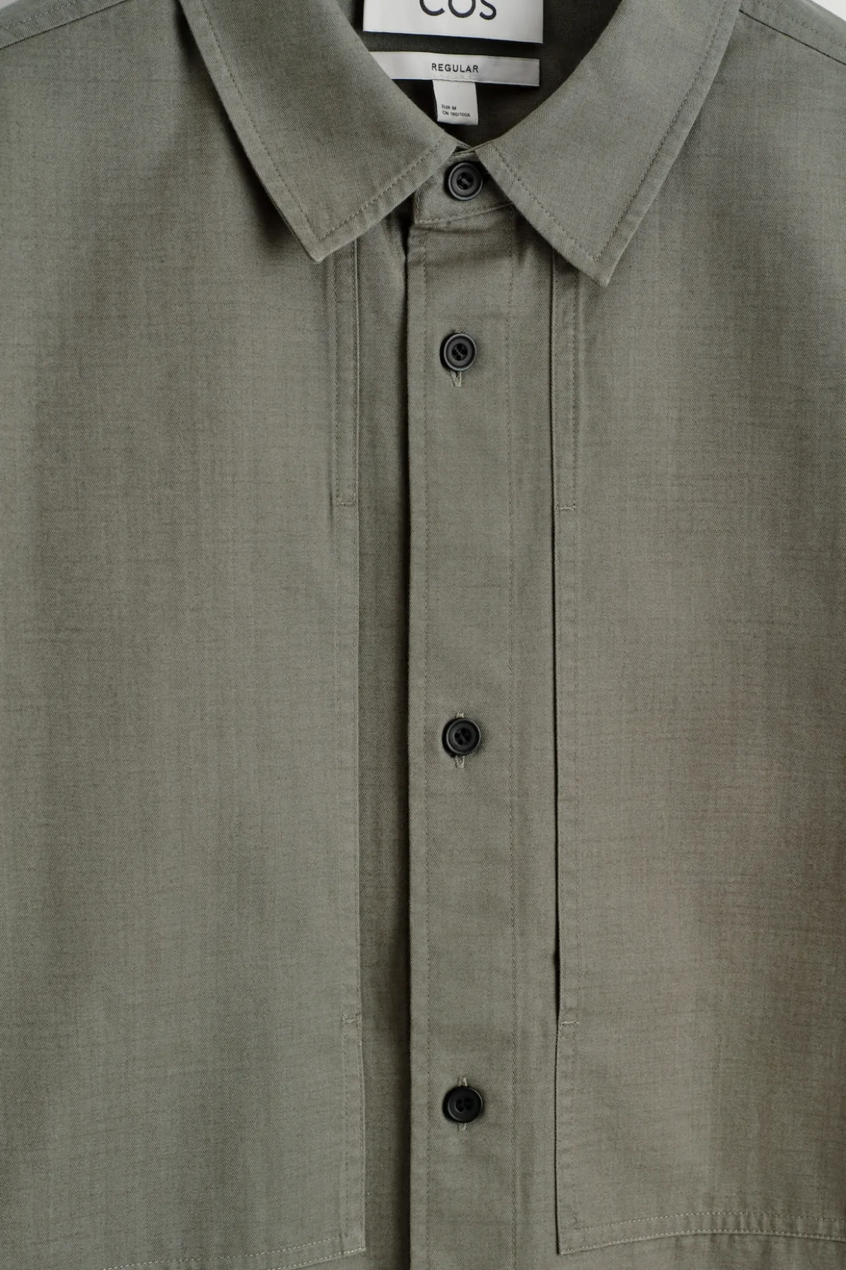 POCKET-DETAIL COTTON SHIRT