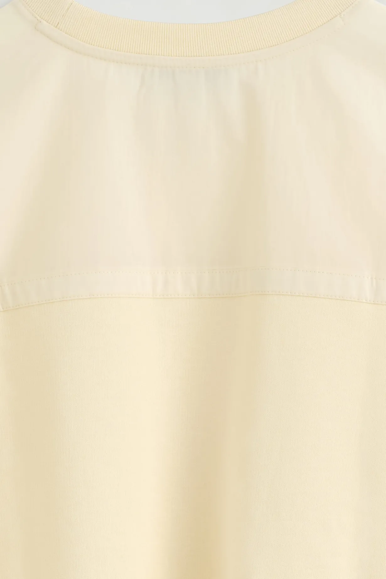 POPLIN-PANELED JERSEY T-SHIRT