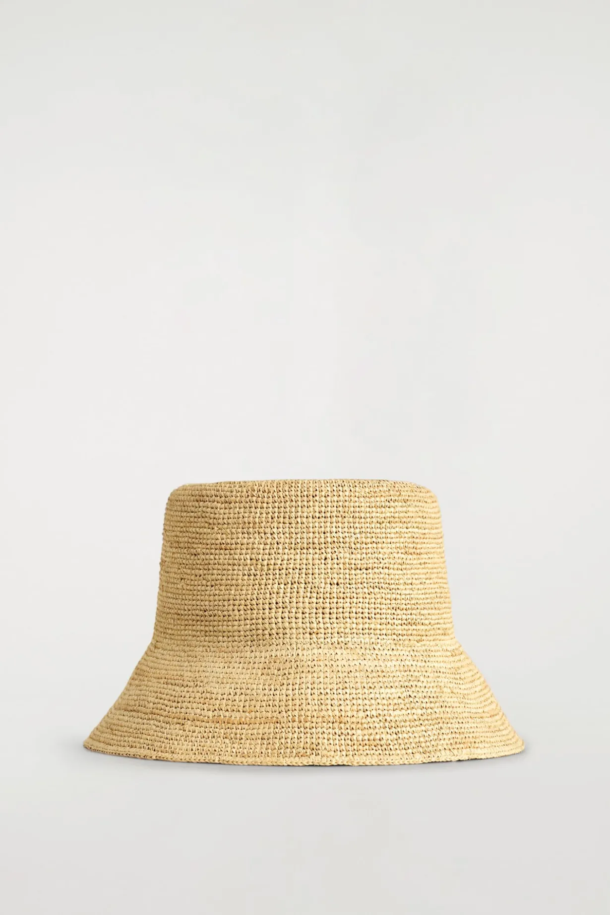 RAFFIA BUCKET HAT