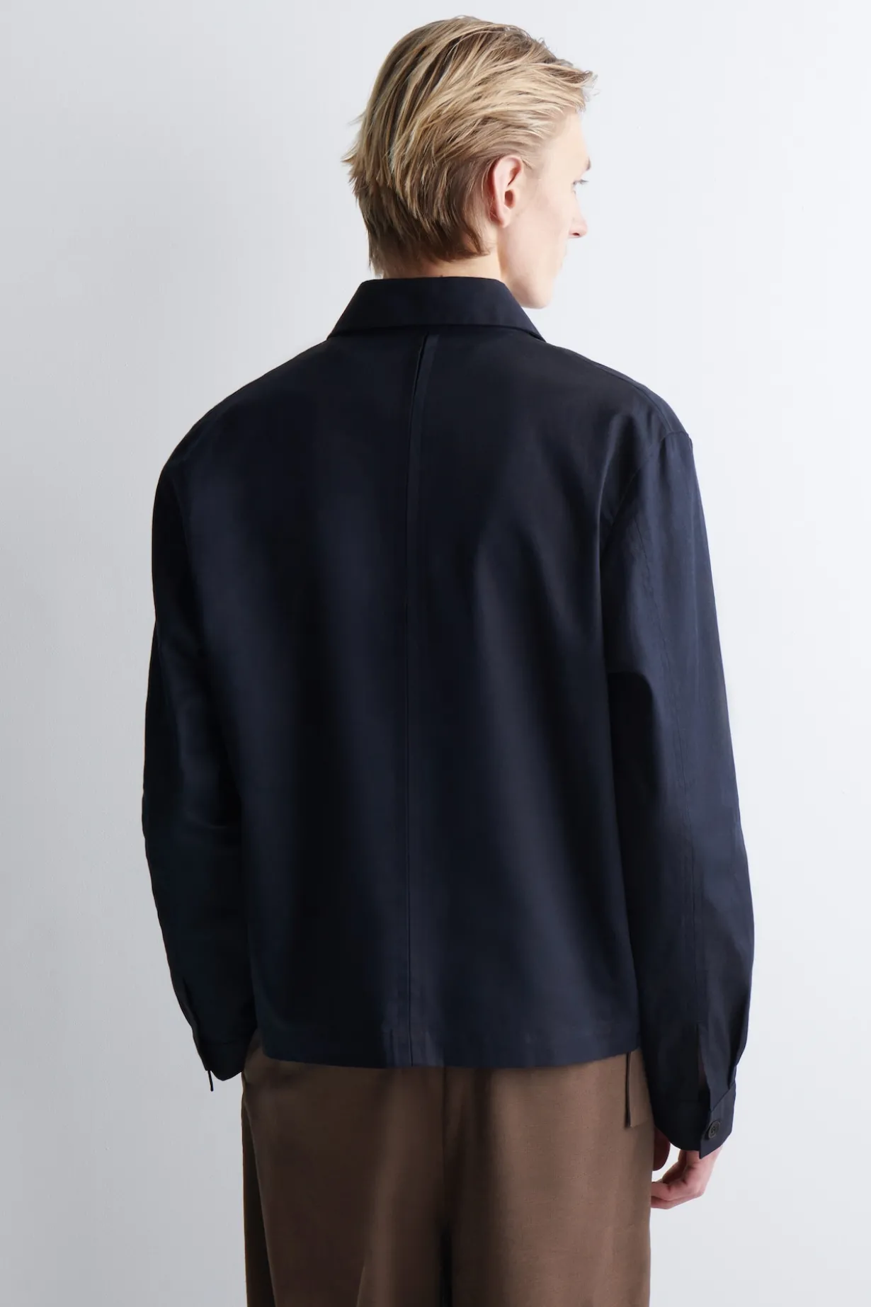 RELAXED COTTON-LINEN OVERSHIRT