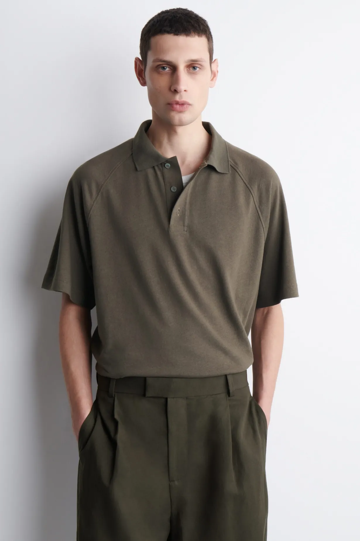 RELAXED COTTON-LINEN POLO SHIRT
