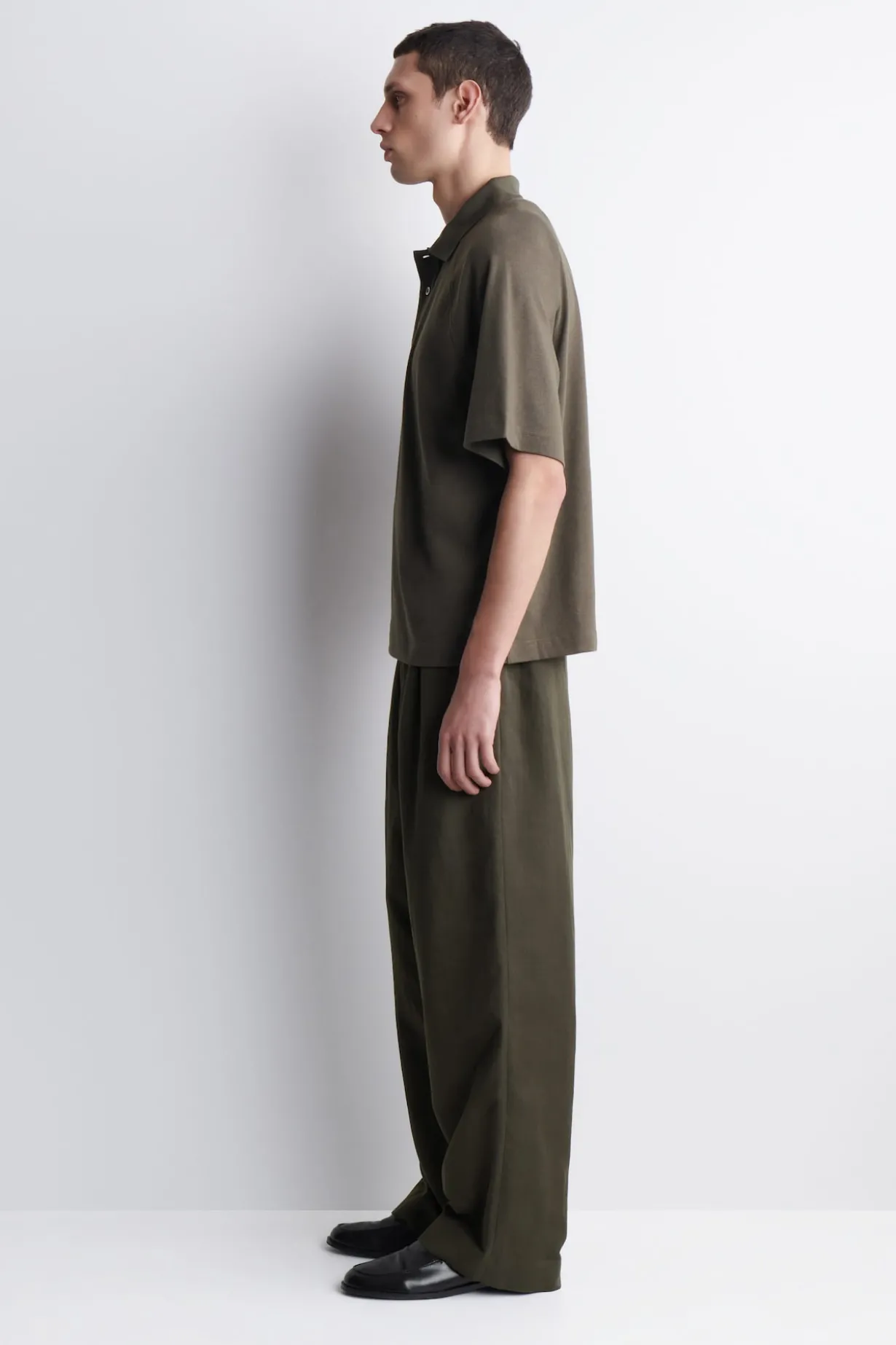 RELAXED COTTON-LINEN POLO SHIRT