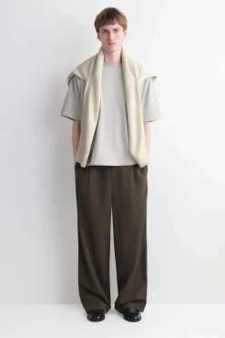 RELAXED HEAVYWEIGHT WASHED-COTTON T-SHIRT