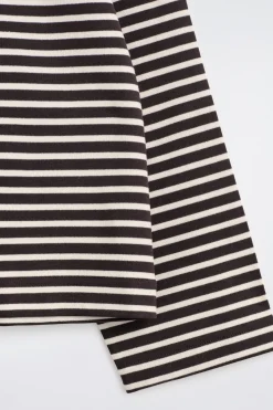 RELAXED JERSEY INTERLOCK LONG-SLEEVED T-SHIRT
