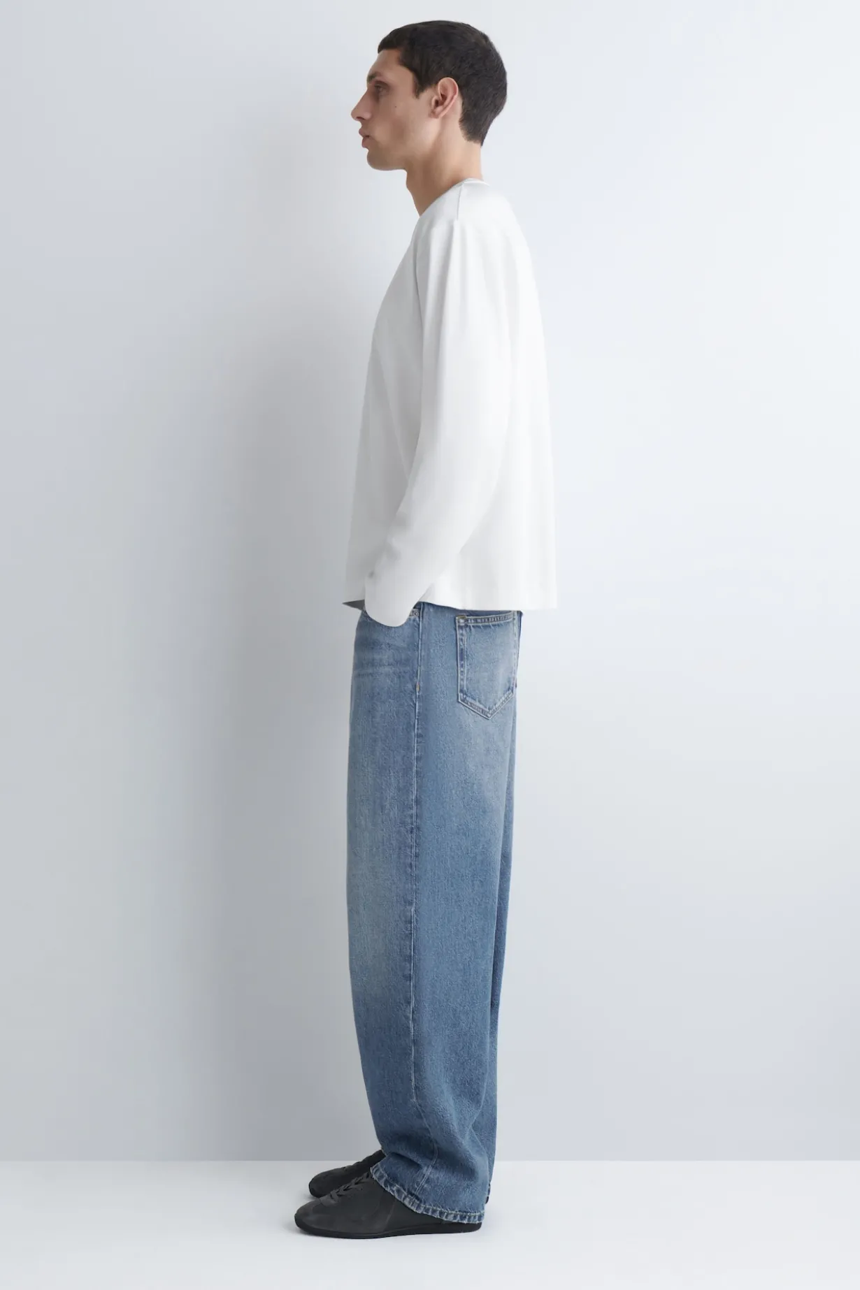 RELAXED JERSEY INTERLOCK LONG-SLEEVED T-SHIRT