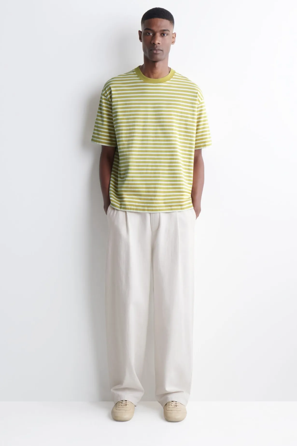 RELAXED LIGHTWEIGHT COTTON T-SHIRT
