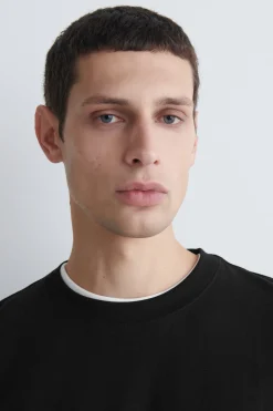RELAXED LIGHTWEIGHT COTTON T-SHIRT