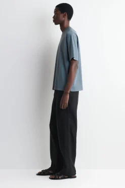 RELAXED LIGHTWEIGHT COTTON T-SHIRT