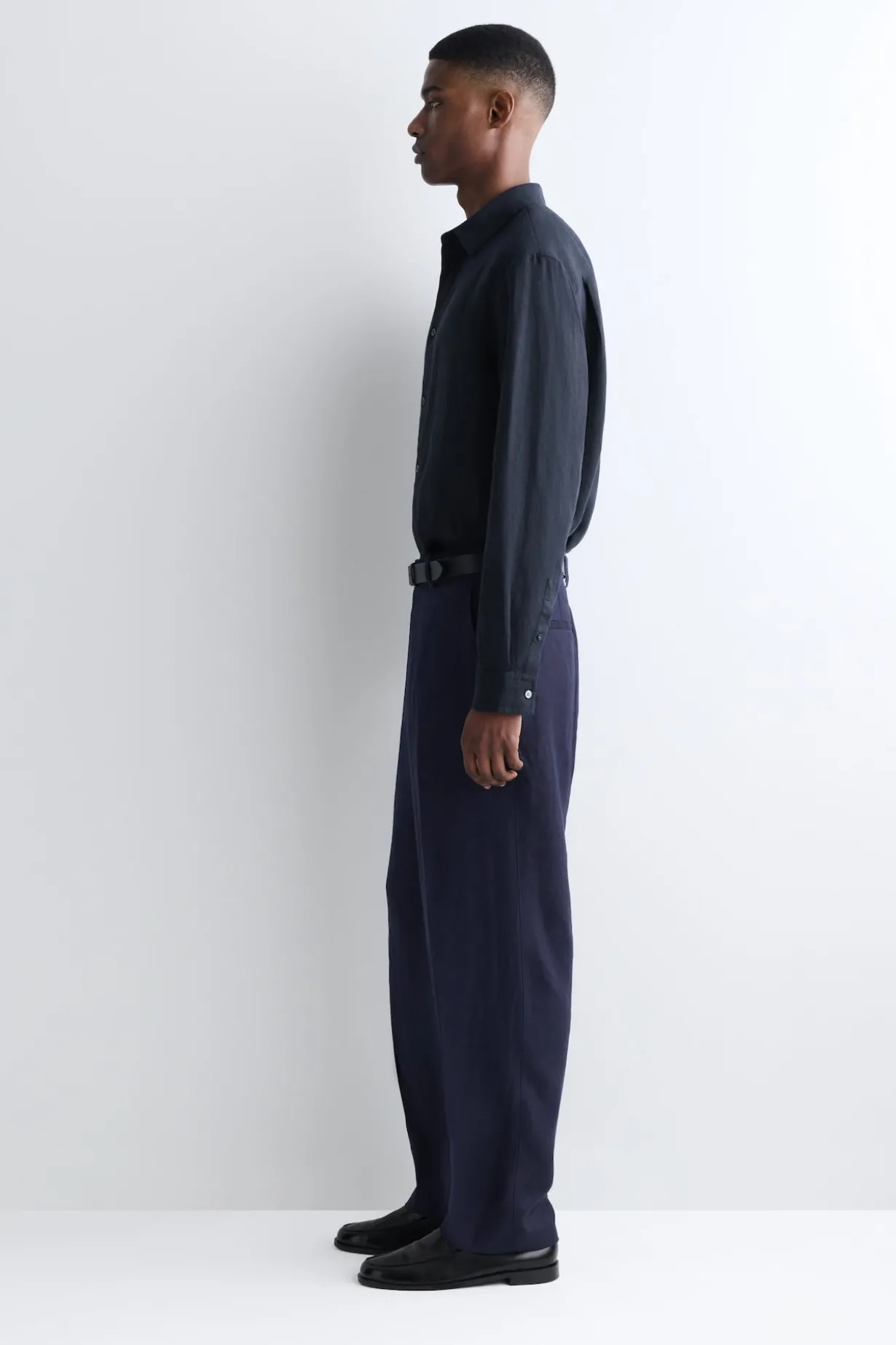 RELAXED LINEN SHIRT