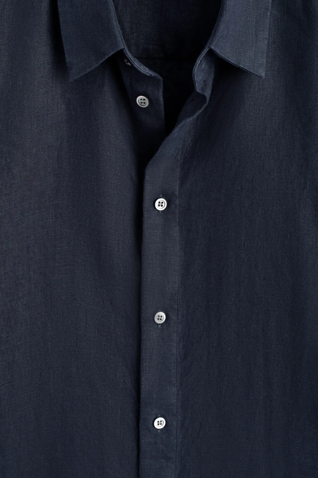 RELAXED LINEN SHIRT