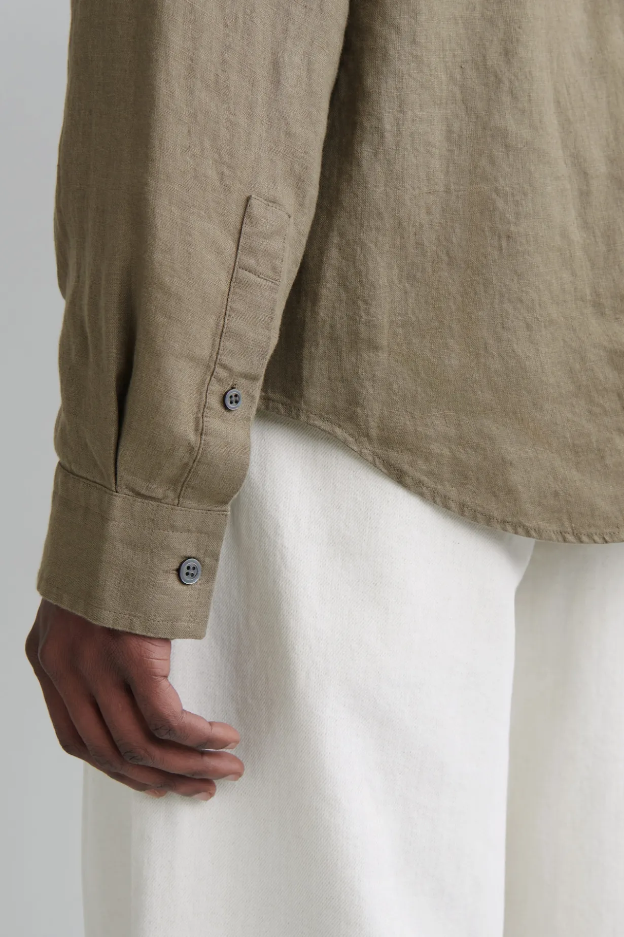 RELAXED LINEN SHIRT