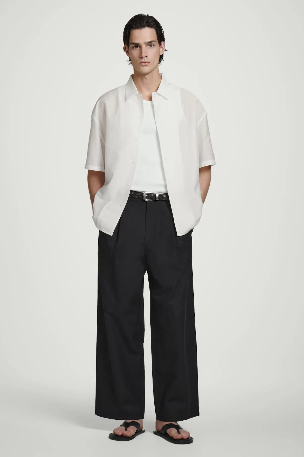 RELAXED SHORT-SLEEVED PRINTED RESORT SHIRT