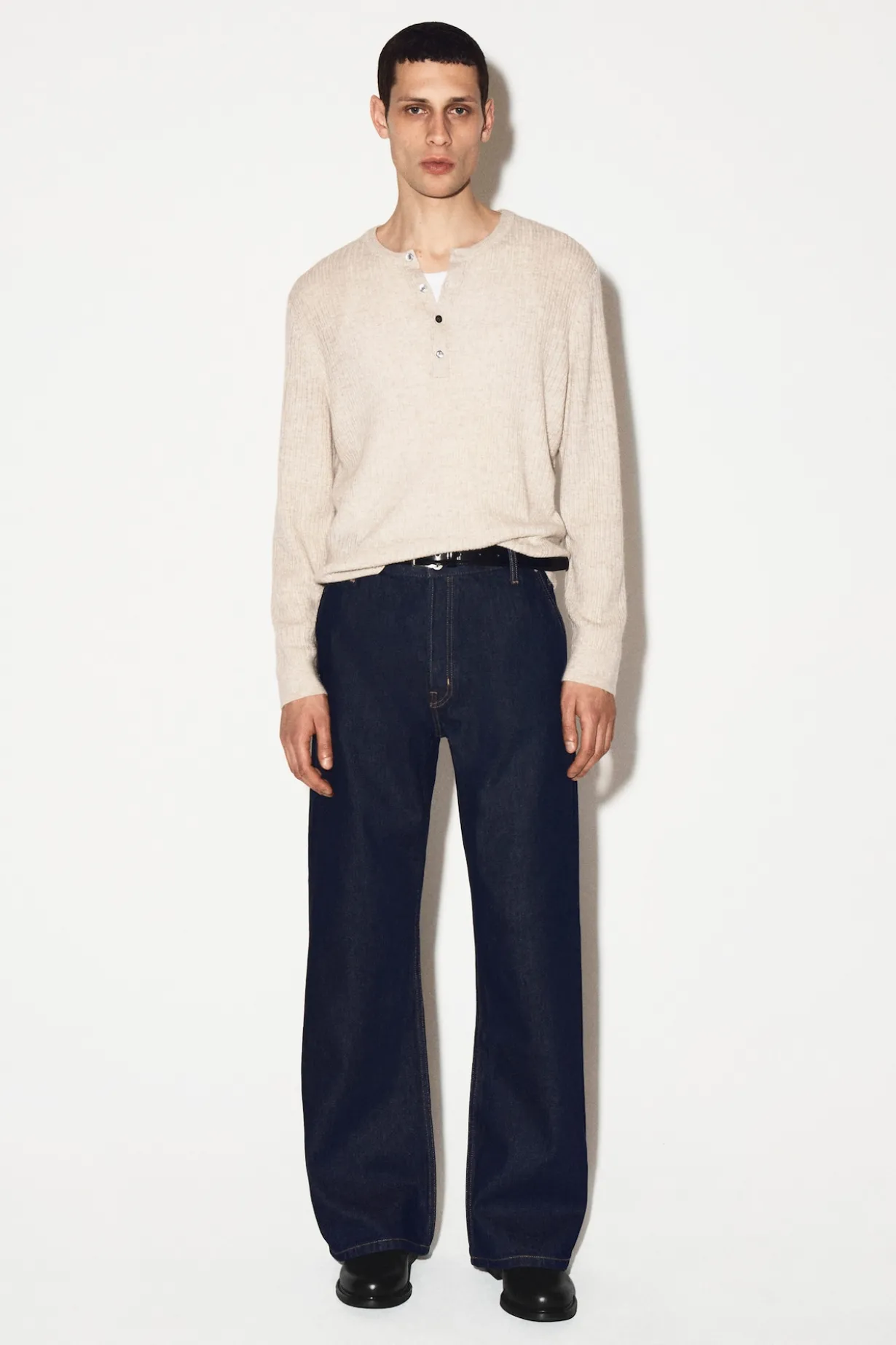 RELAXED-FIT BOOTCUT JEANS