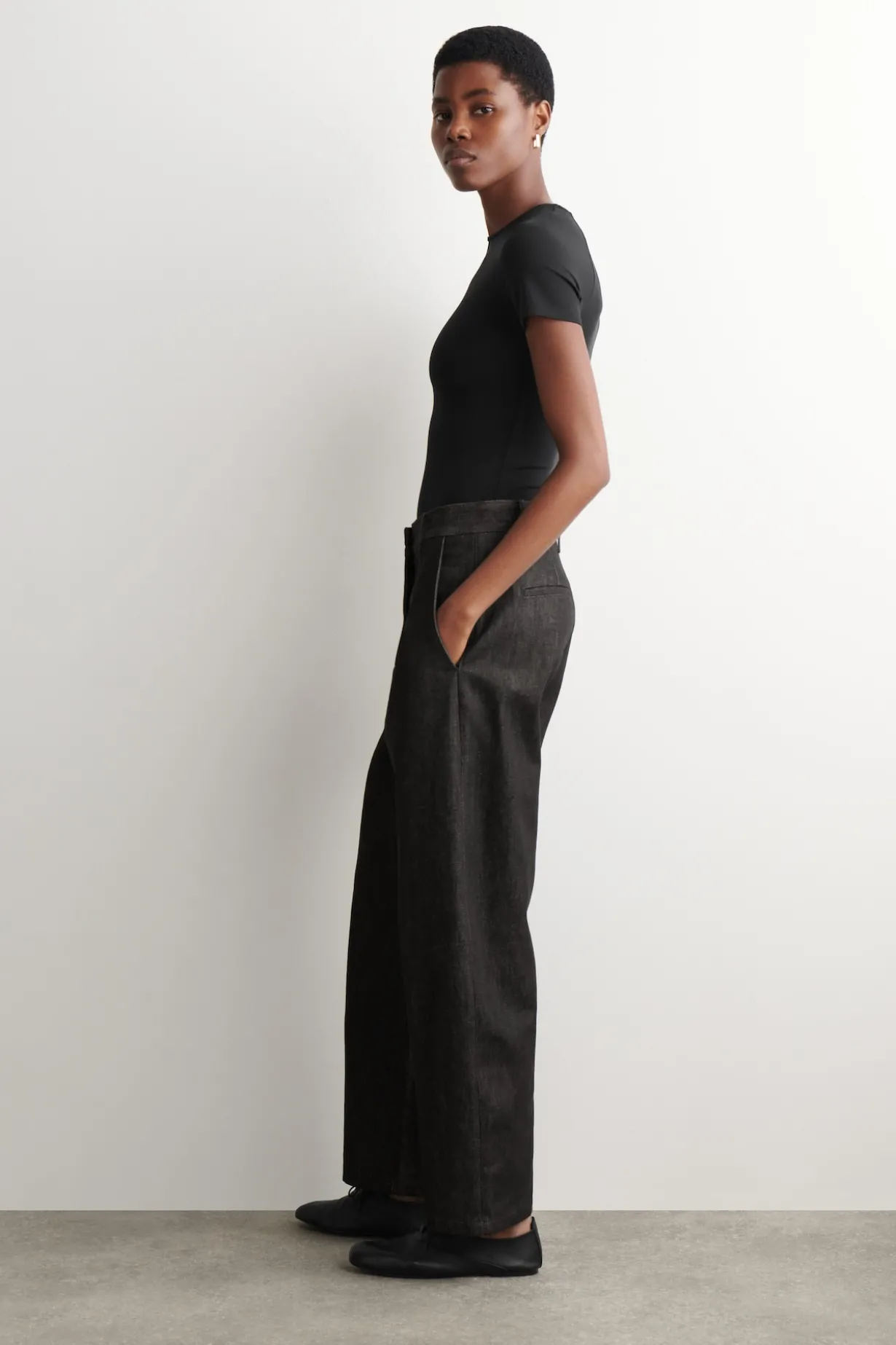 RELAXED-FIT WIDE-LEG DENIM PANTS