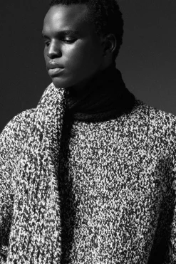 REVERSIBLE FLECKED WOOL-BLEND SCARF