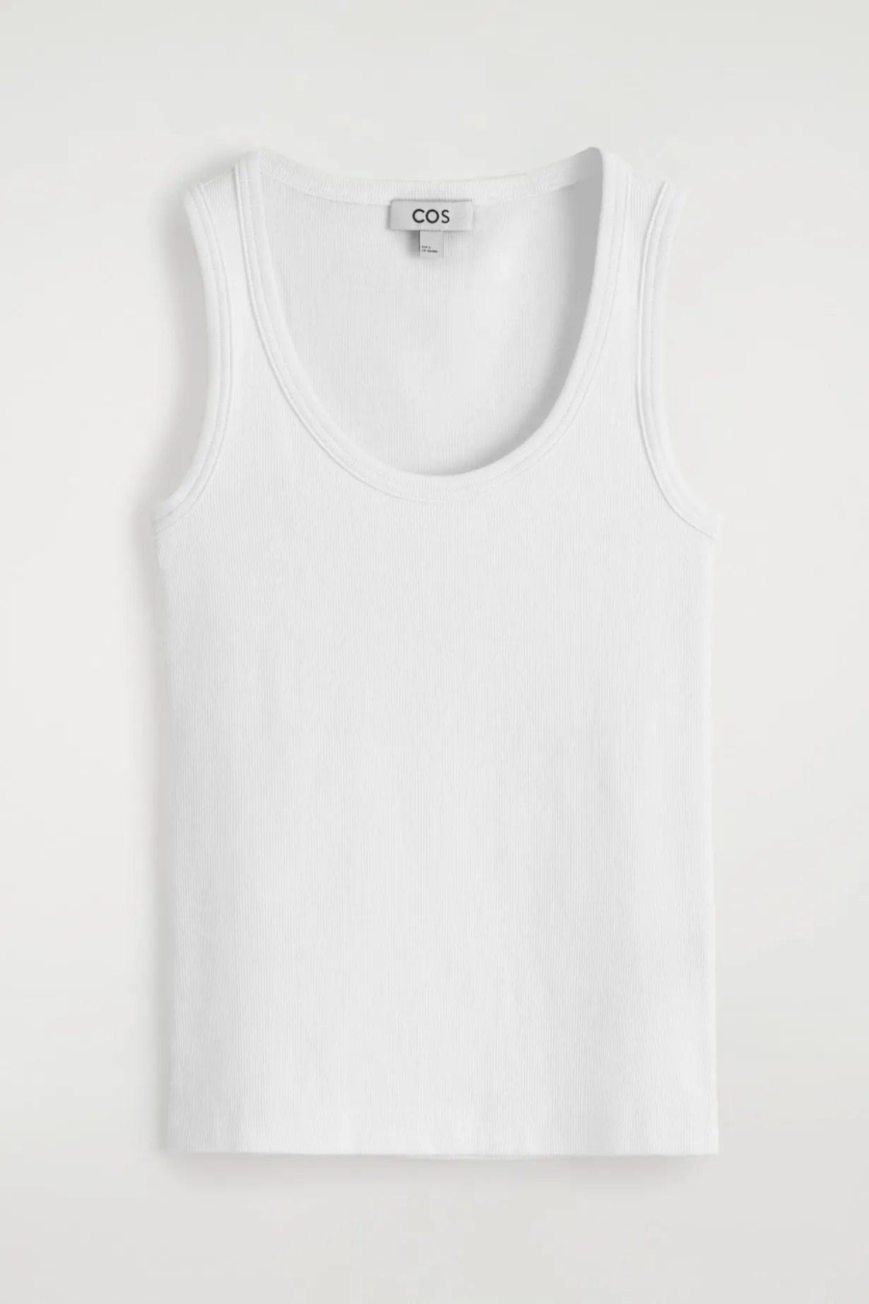 RIBBED SCOOP-NECK TANK TOP