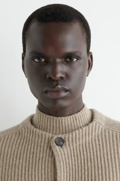 RIBBED WOOL CREW-NECK SWEATER