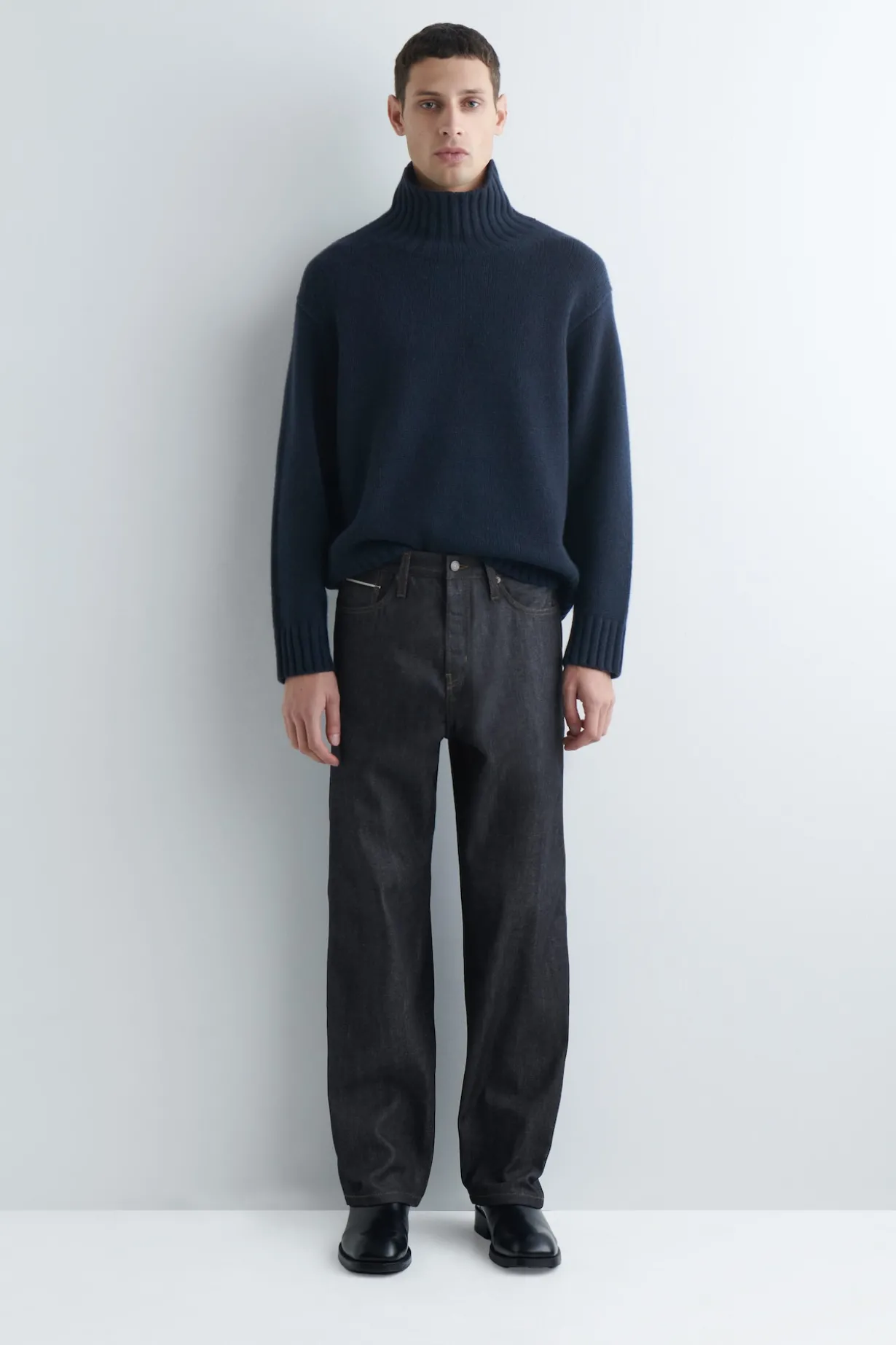 RIDER RAW SELVEDGE RELAXED-FIT STRAIGHT-LEG JEANS