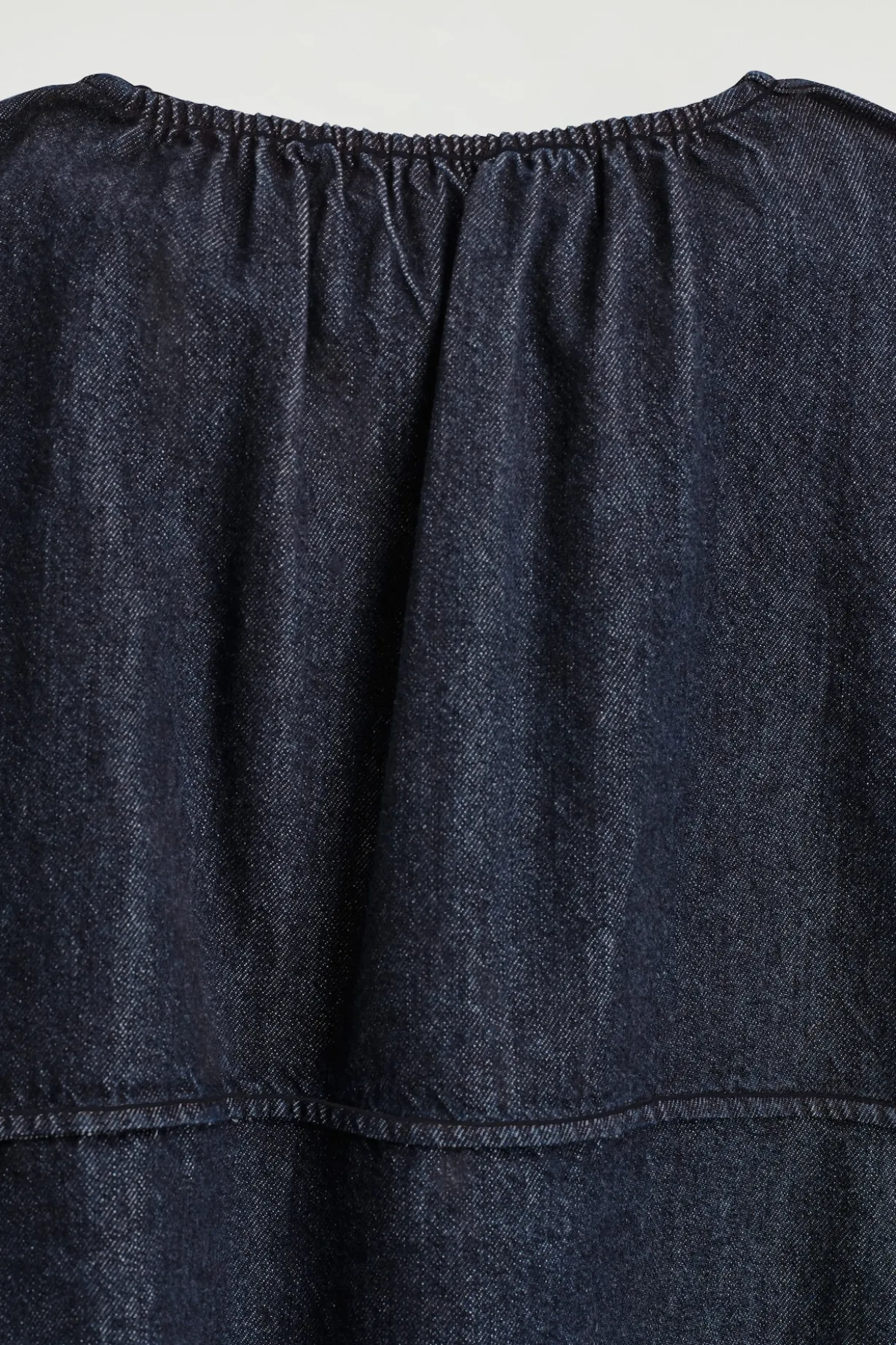 ROUNDED DENIM TOP