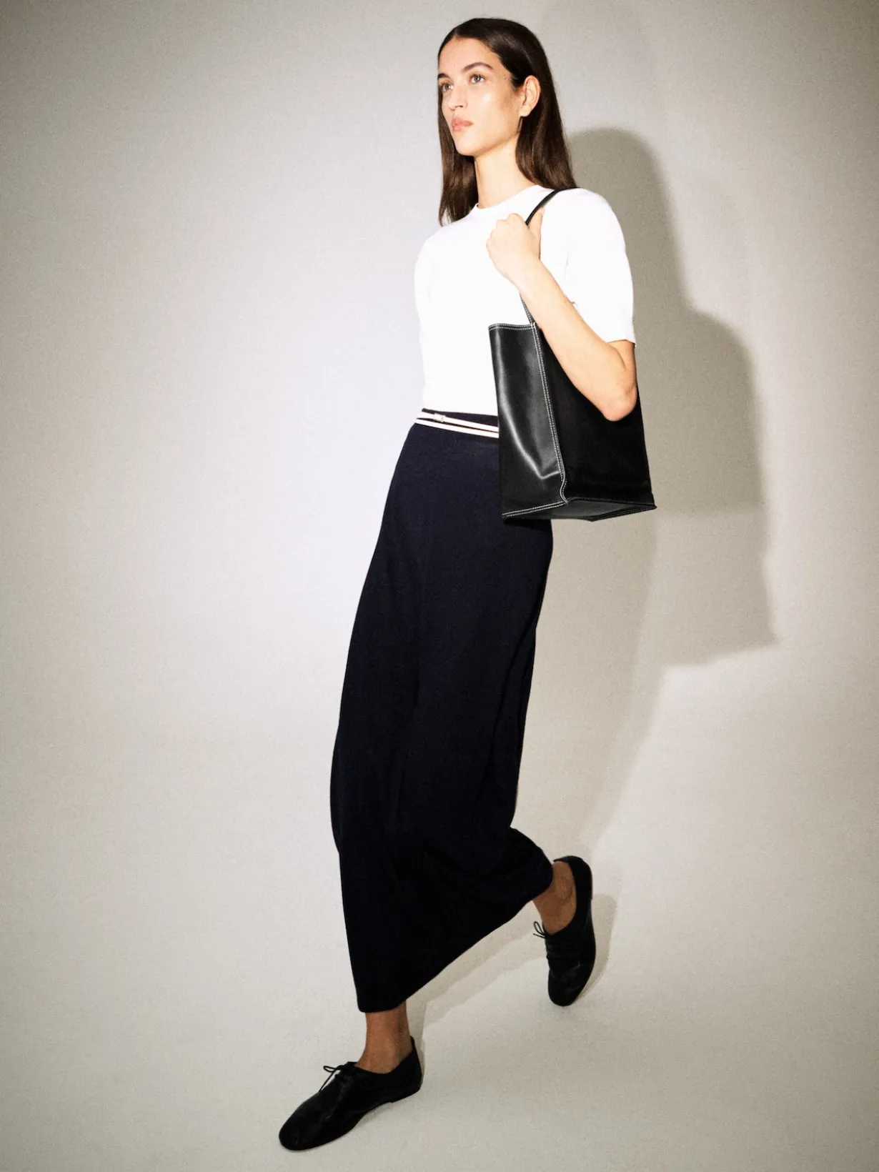 ROUNDED MERINO WOOL MIDI SKIRT