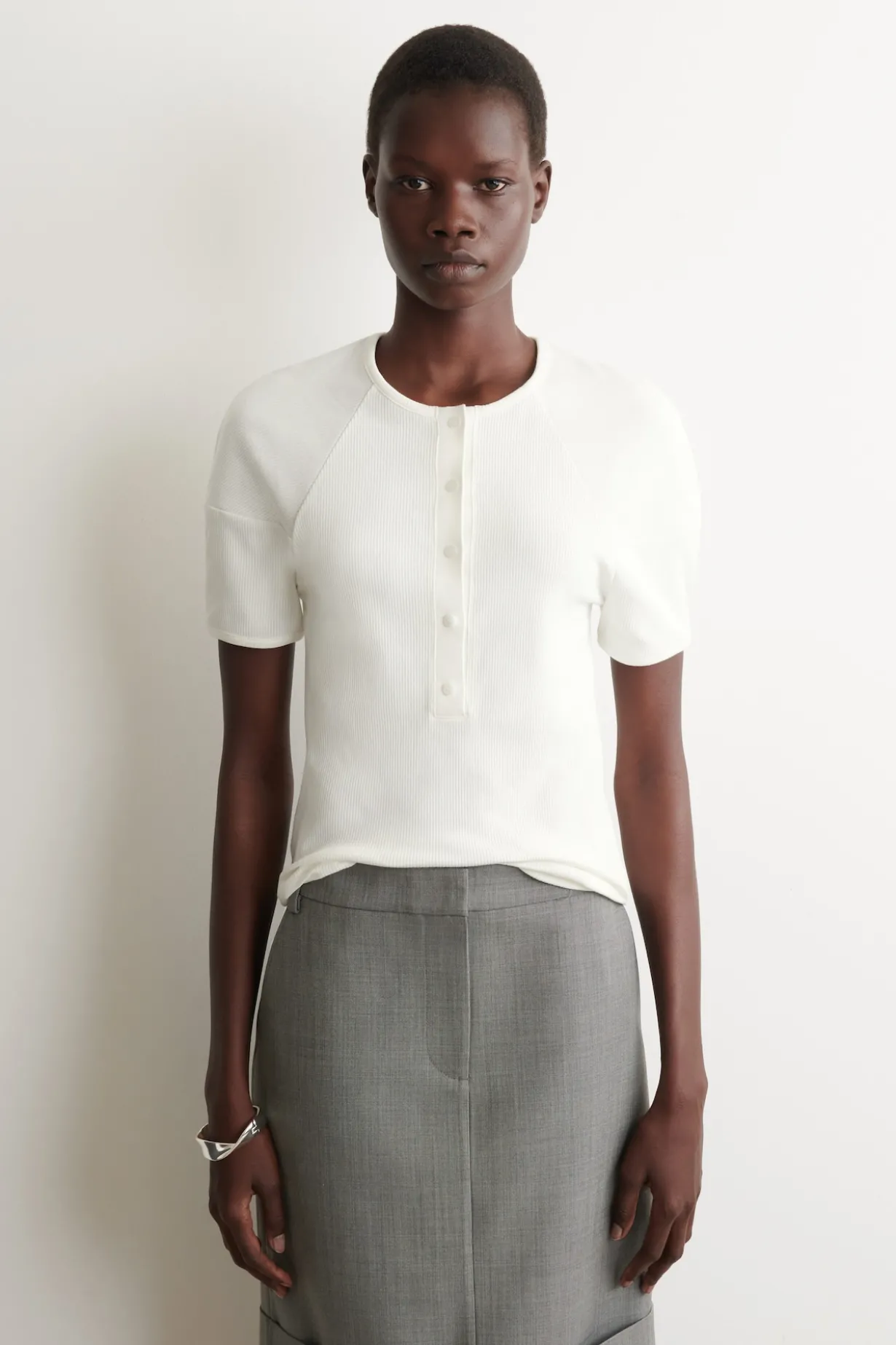 ROUNDED RIBBED JERSEY HENLEY TOP