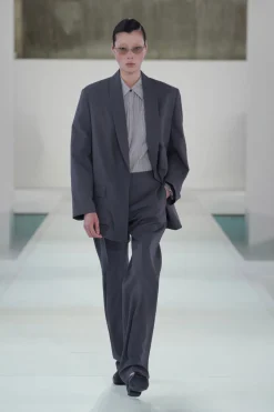 ROUNDED TEXTURED-SILK SHIRT