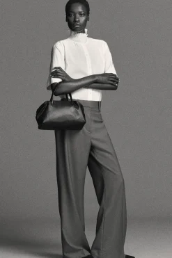 RUFFLE-COLLAR MODAL BLOUSE