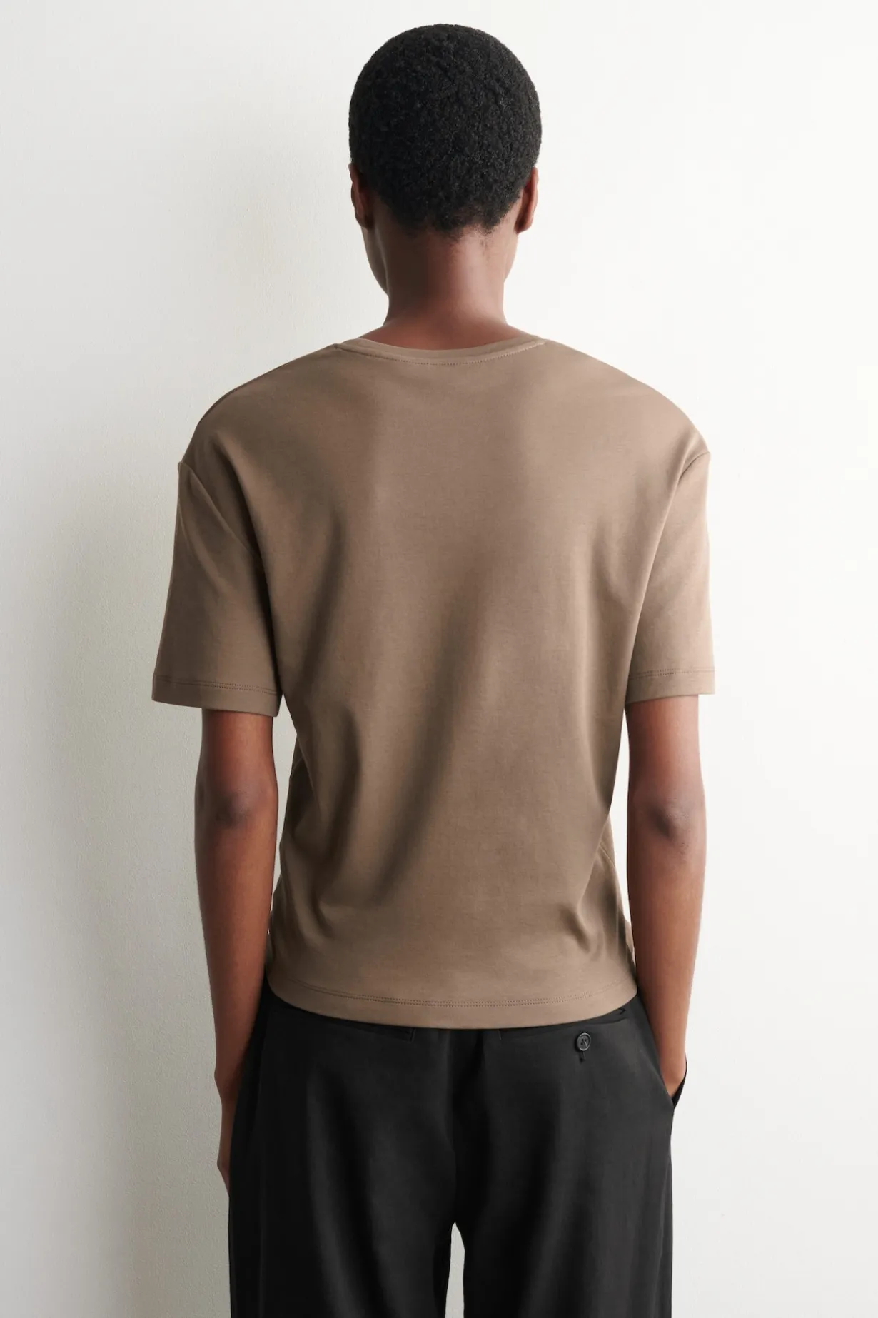 SCOOP-NECK COTTON T-SHIRT