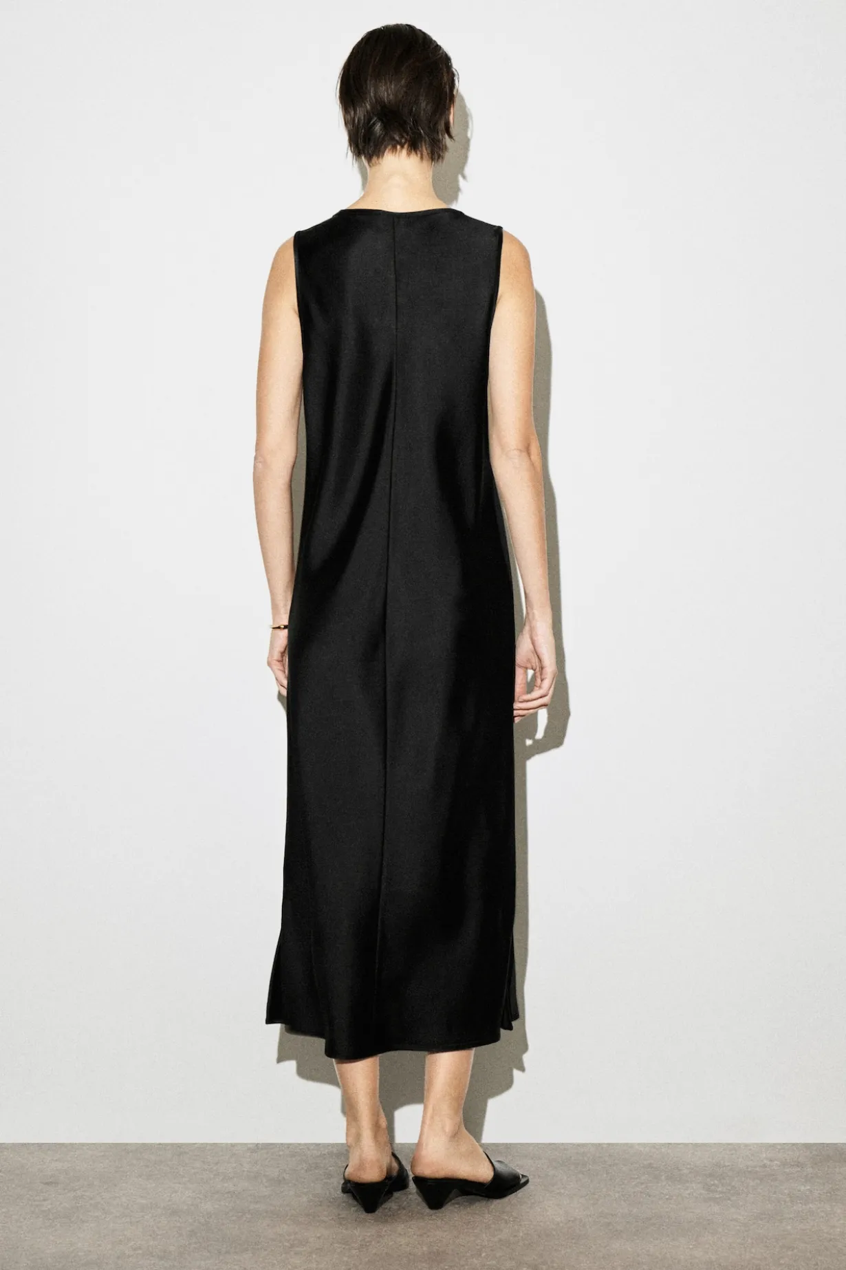 SCOOP-NECK SATIN MIDI DRESS