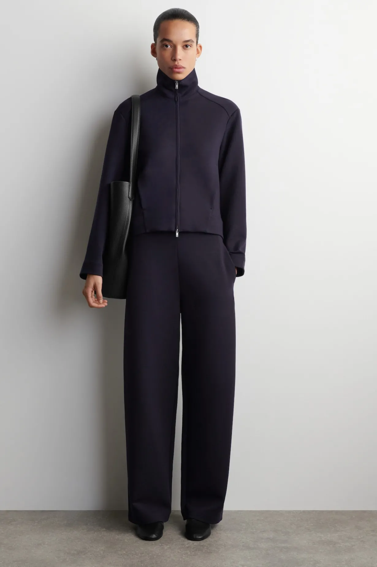 SCUBA BARREL-LEG JOGGERS