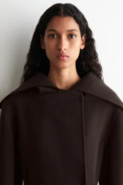 SCULPTED DOUBLE-FACED WOOL SHORT COAT