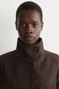 SCULPTED STUD EARRINGS