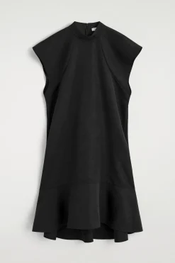 SCULPTED TURTLENECK DRESS