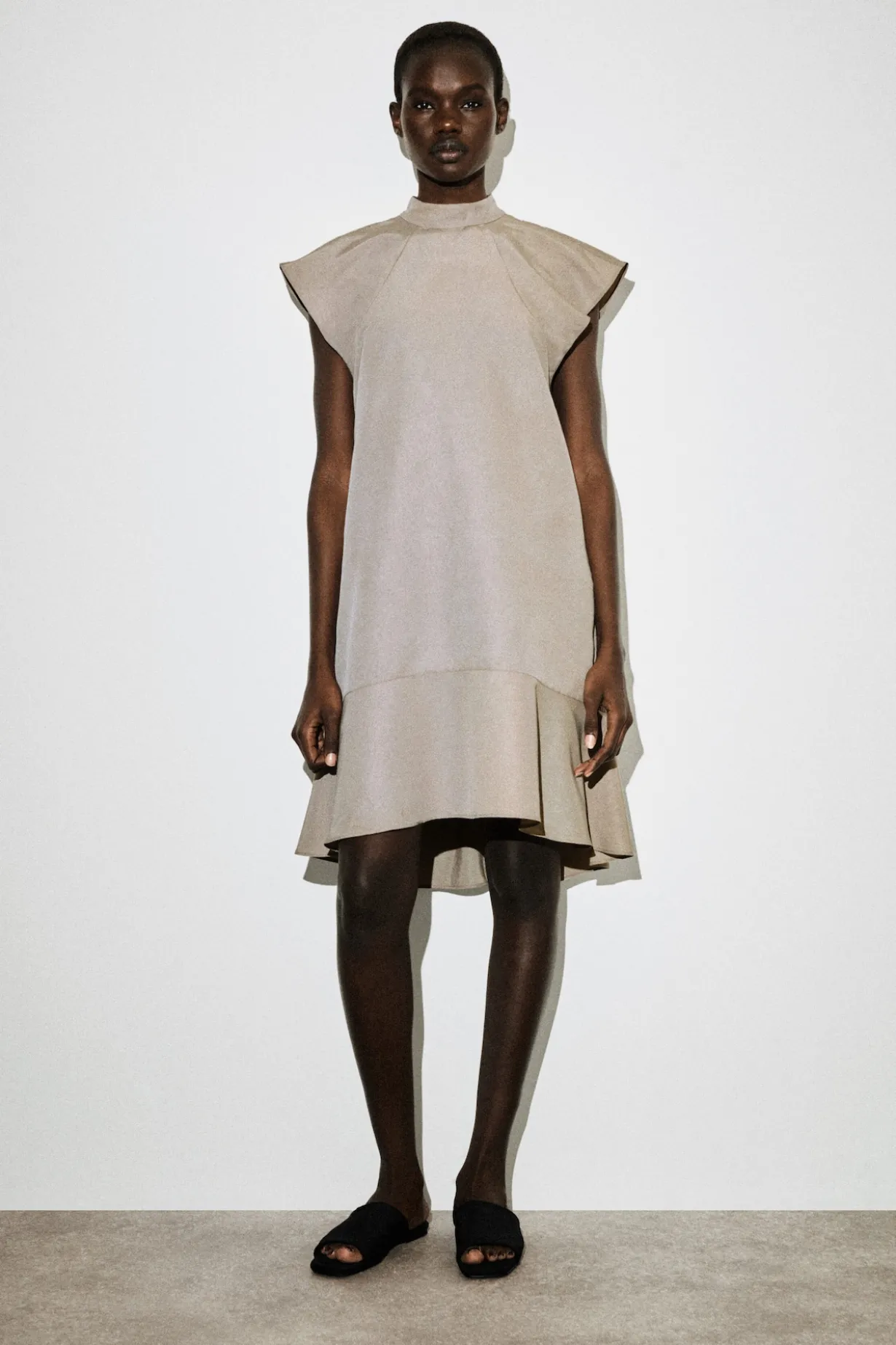 SCULPTED TURTLENECK DRESS