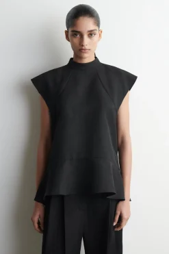 SCULPTED TURTLENECK TOP