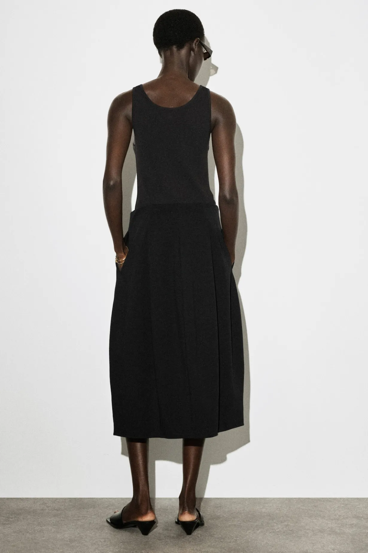 SCULPTURAL JERSEY MIDI SKIRT