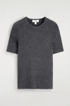 SEAMLESS MERINO WOOL T-SHIRT