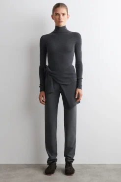 SEAMLESS MERINO WOOL TURTLENECK LONG-SLEEVED TOP