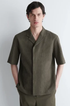 SEERSUCKER RESORT SHIRT
